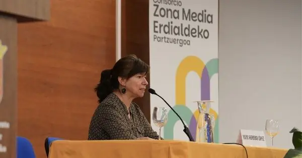 yayo herrero en el encuentro de mujeres de zona media en 2026 en olite